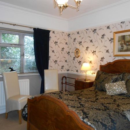 White Lodge Cheltenham Esterno foto