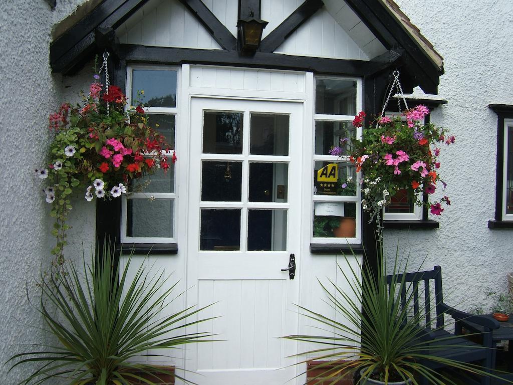 White Lodge Cheltenham Esterno foto