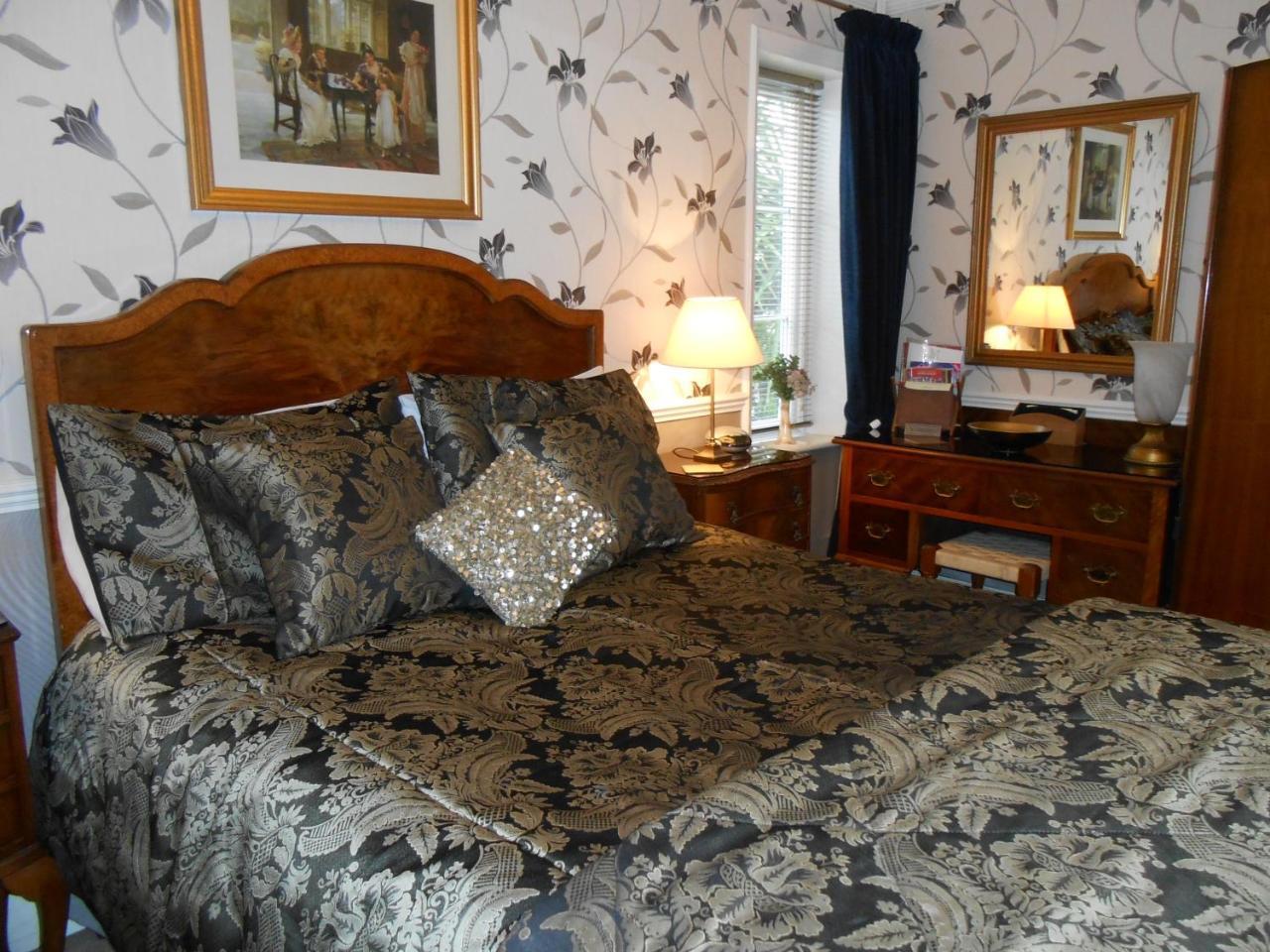 White Lodge Cheltenham Esterno foto